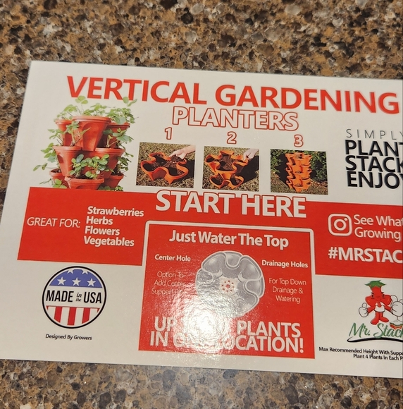 Plastic Stackable Planters - Picture 2 of 3